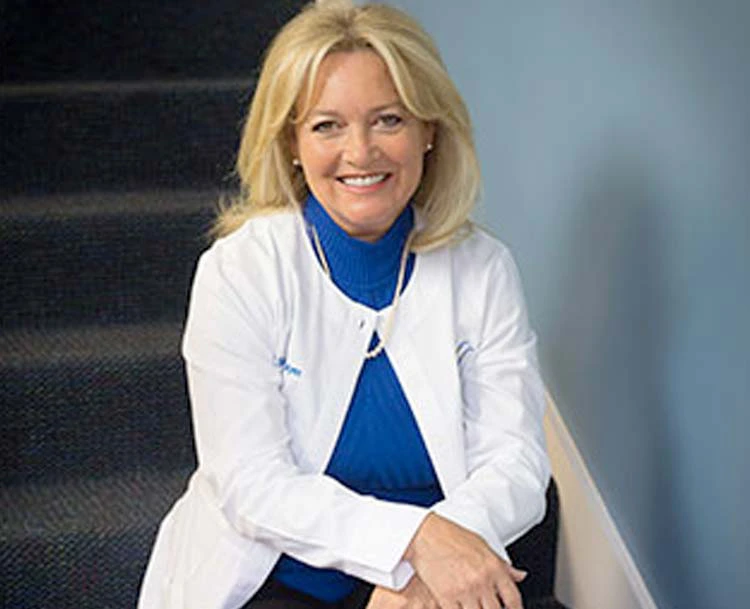 Dr.-Sandy-Hayes Dr Sandy Hayes
